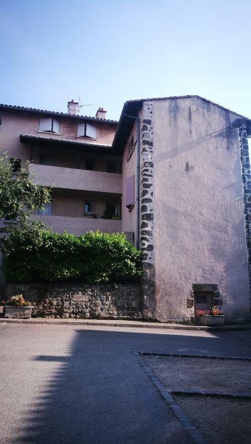 Studio Avec Balcon Au Pied Du Rocher D'Aiguilhe Appartement Le Puy-en-Velay Buitenkant foto